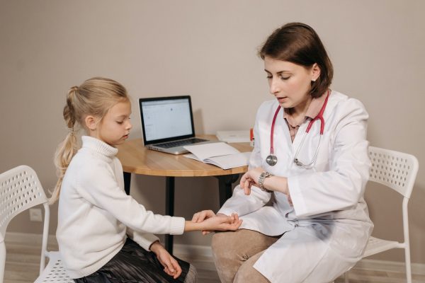 lekarz pediatra